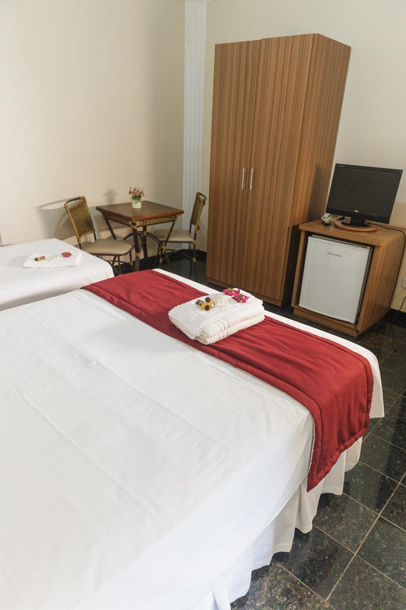 Village Golden Hotel Jales Экстерьер фото